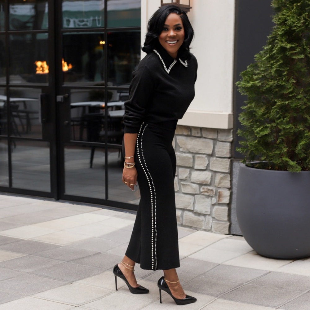 Two Piece Knit Pants Set